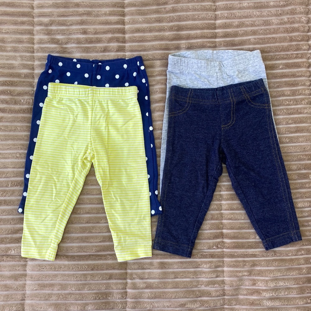 Carter’s baby pants bundle of 4, size 6 months